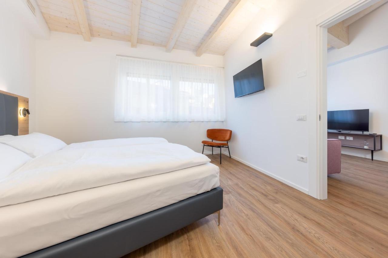 Minerva Guesthouse Тренто Екстериор снимка